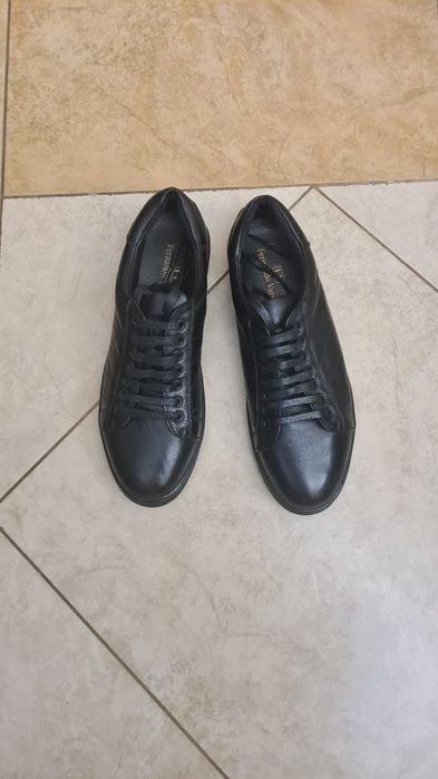 Кожаные кеды, новые, 42 р