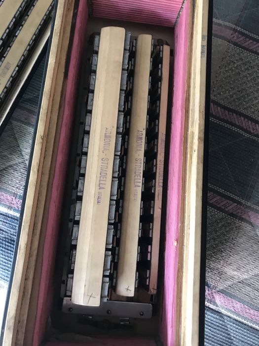 Acordeon  Italian cu 120 basi