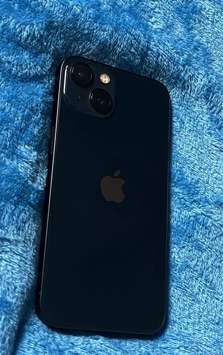 Продам iphone 13