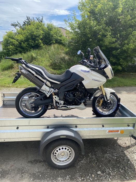 Inchiriez remorca rabatabila moto/atv