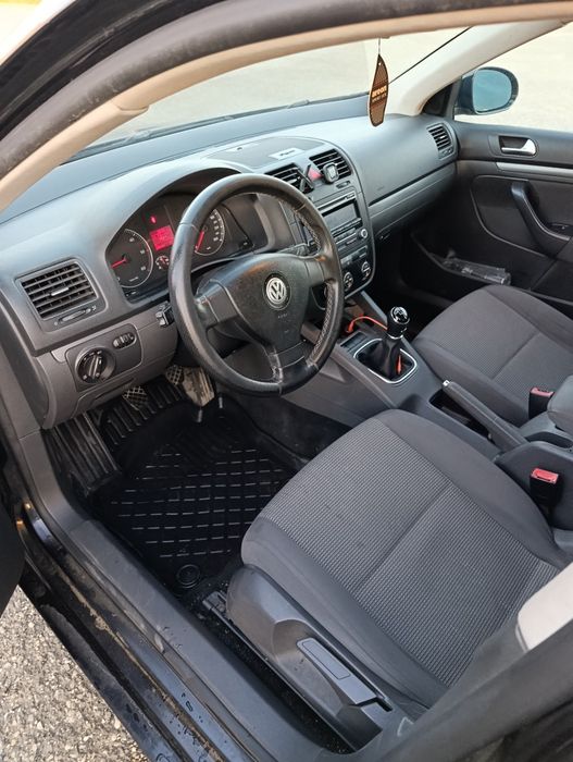 Vând golf 5 , an 2009,euro 4, inmatriculat