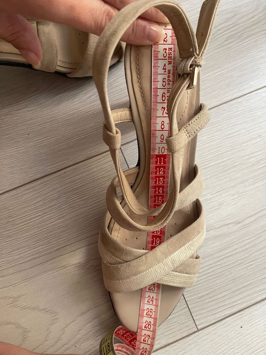 Sandale Geox nude