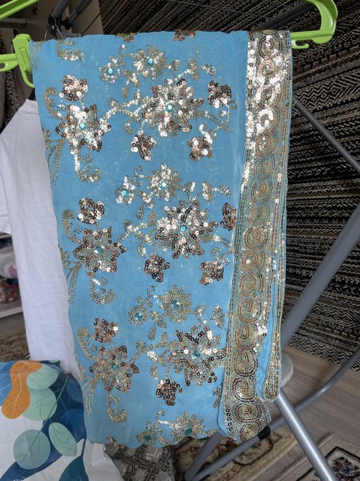 Индийская одежда Сари