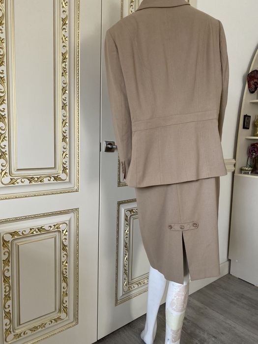 Костюм женский размер 54