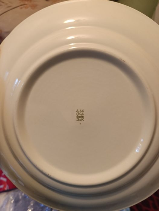 Блюдо большое диаметр 35 см.