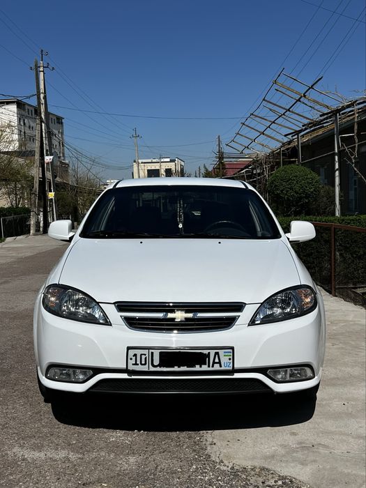 Chevrolet gentra sotiladi 2023 m/t style