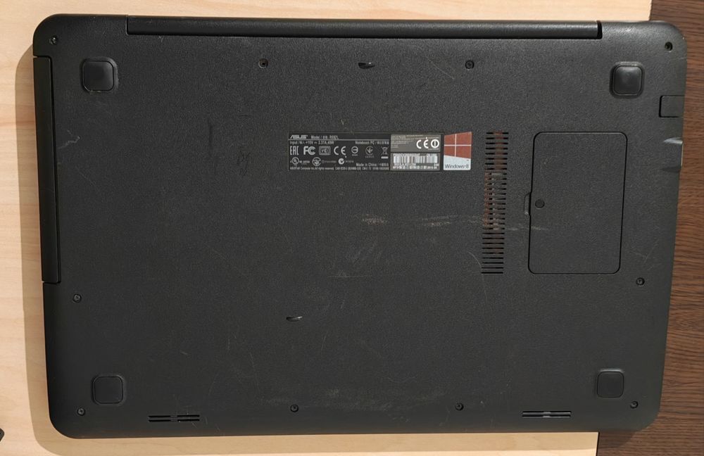 Laptop ASUS I5-5200U, 1TB