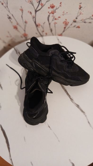 Adidas damă din piele