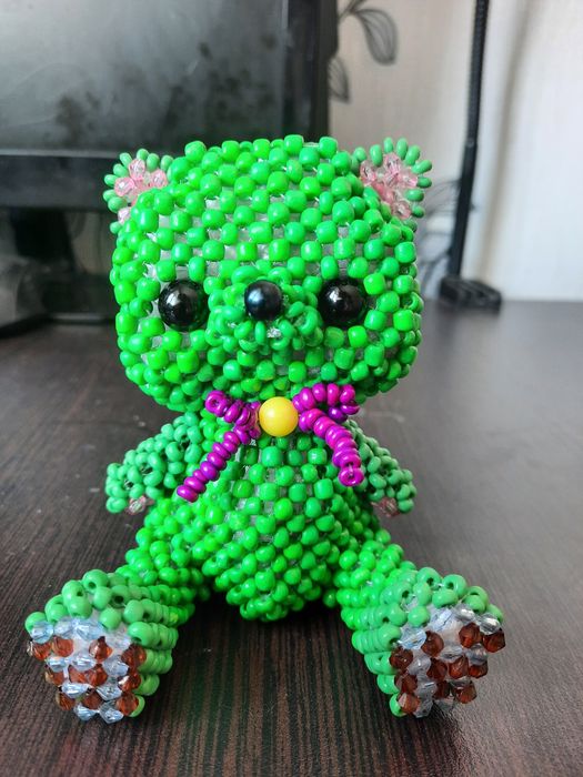 Игрушки из бисера , ручная работа