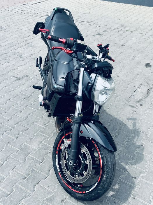 Suzuki Gsr 600!!!