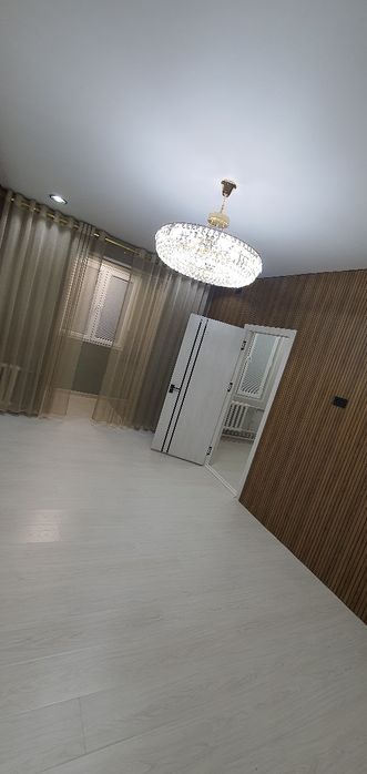 Своя. Продаётся 1 комнатная квартира Массив Феруза ор-р Экобазар