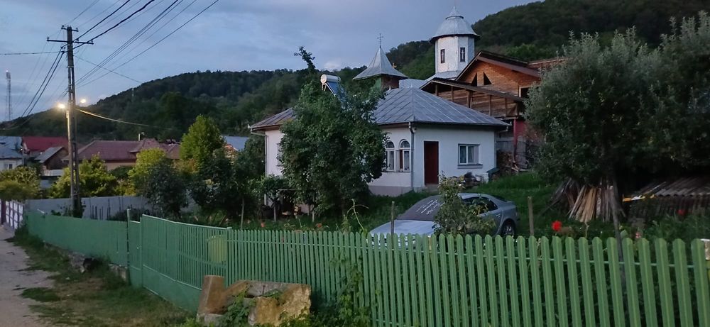 Casa de vacantă la țara