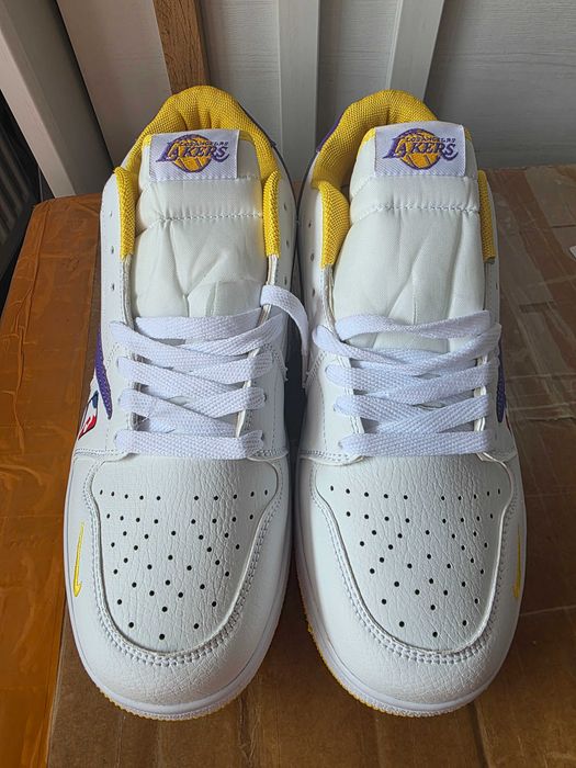 Nike Jordan marimea 42