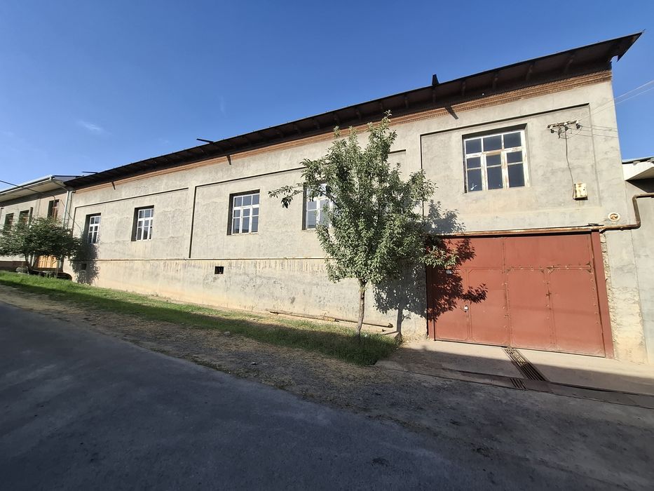 Маданиятда уй сотилади.  Продаётся дом