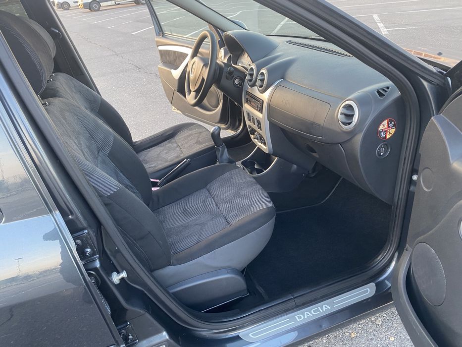 Dacia Logan MCV 1.6 benzina 7 LOCURI