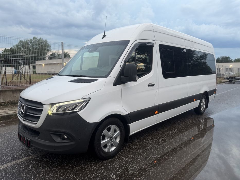 Mercedes Sprinter 319  8+1