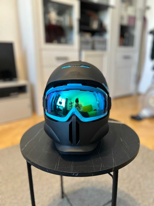 Cască ski Ruroc M / L cu ochelari + protecție bărbie – stare ca nouă