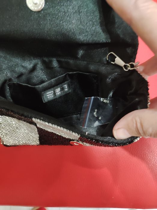 Продам маленькую сумочку