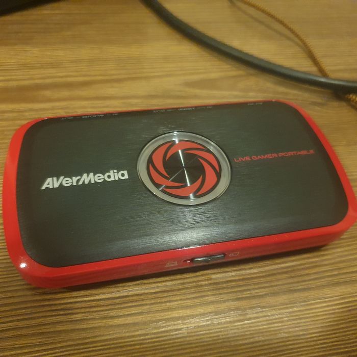Игровая карта захвата AVerMedia C875