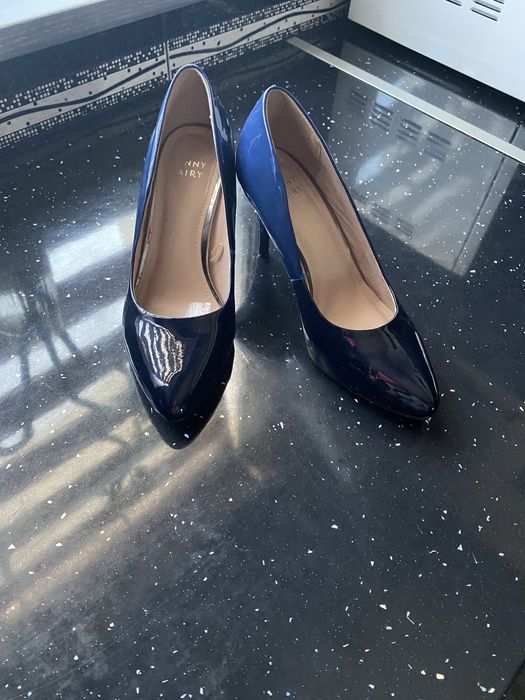 Vand jacketa orsay si pantofi Jenny Fairy