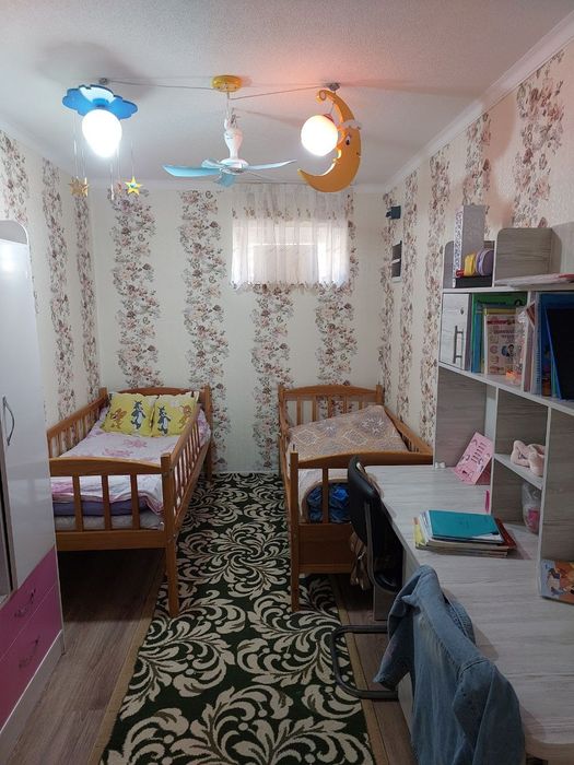 Срочно Продаётся дом 3 сотки  6 комнат Янгихаятском районе!!!
