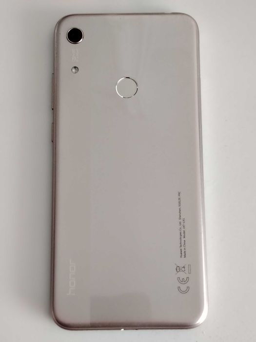 Смартфон Honor 8A