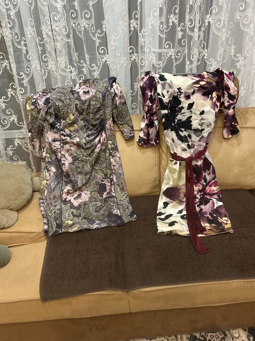 Продаю женские платья