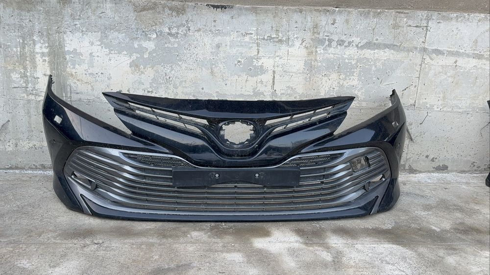 Бампер в сборе на Тойота Камри 70 европа