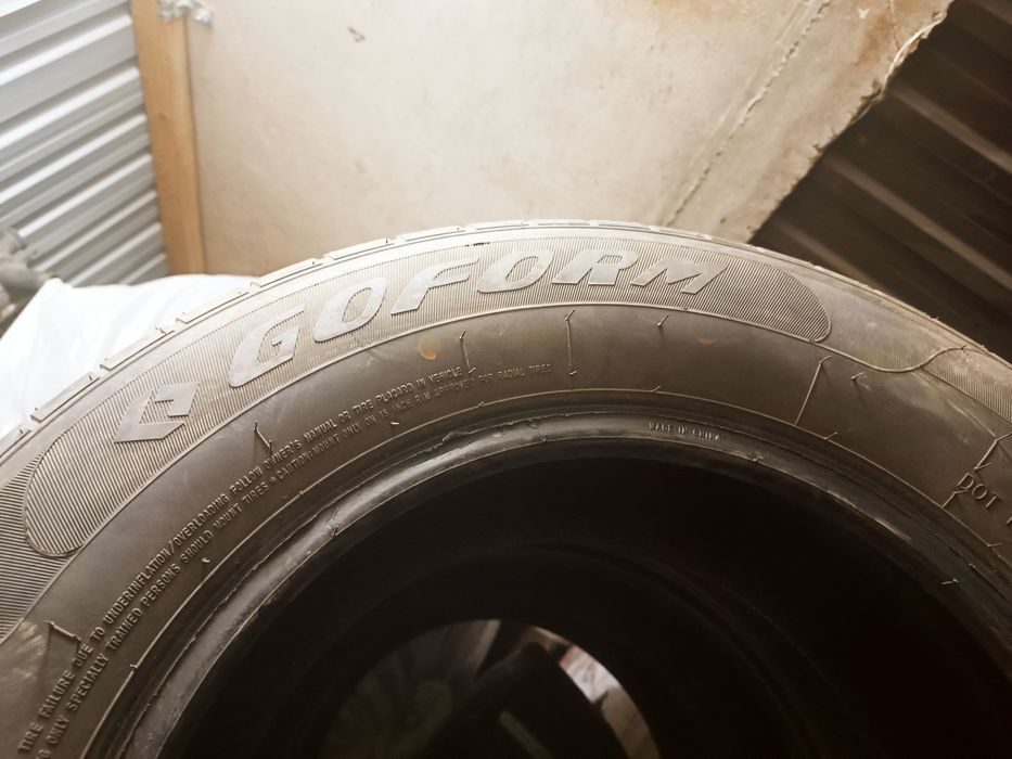 Одна шина в отличном состоянии