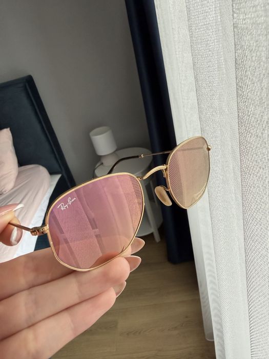 Нови Очила RAY-BAN с розов оттенък