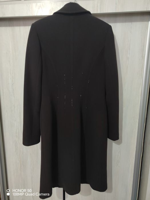 Turetskiy palto holati yaxshi razmeri 38