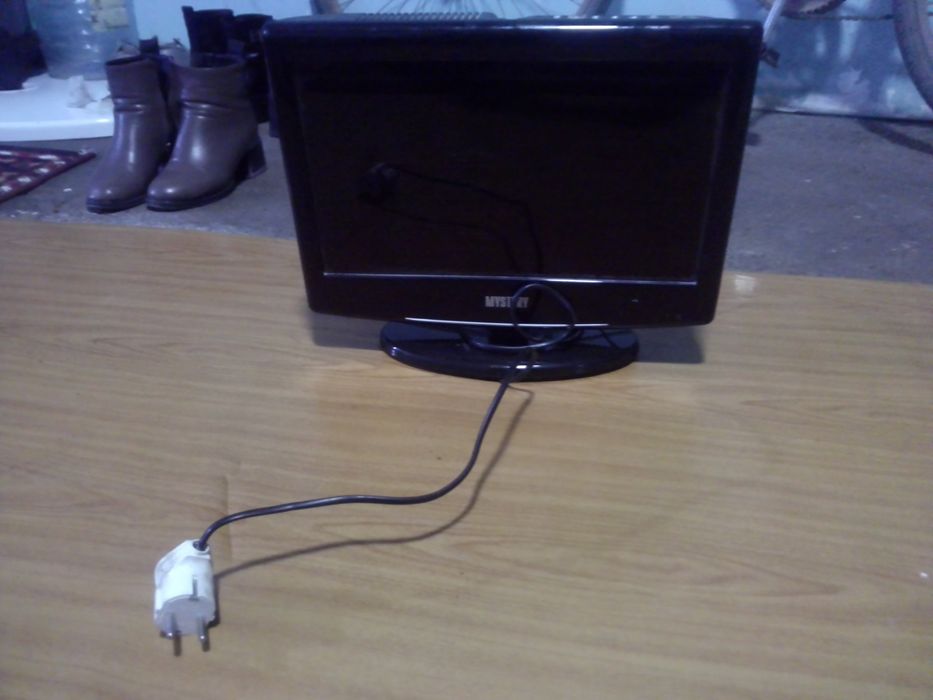 Кампиютерни манитори хам телевизор