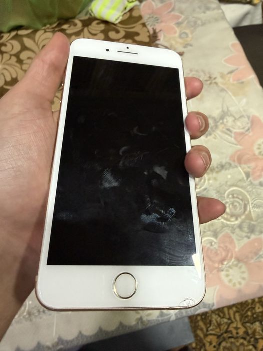 iphone 8 pulus 256 сотилади