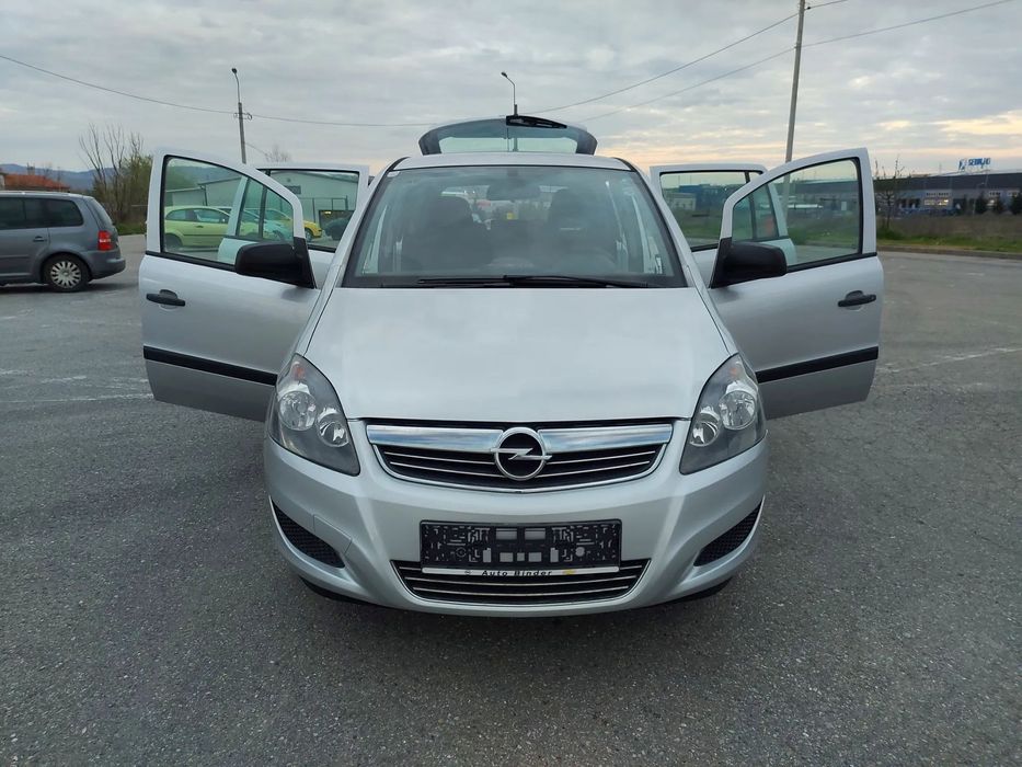 Opel Zafira OPEL ZAFIRA 2010 1.6 benz 7 locuri CLIMA impecabila