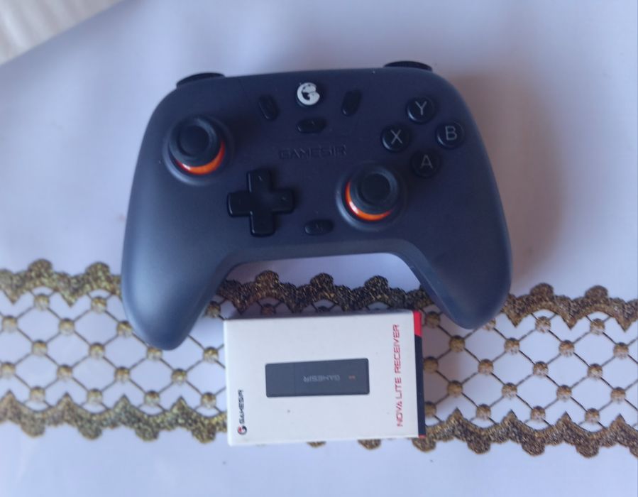 Геймпад  GamesirT4n nova lite
