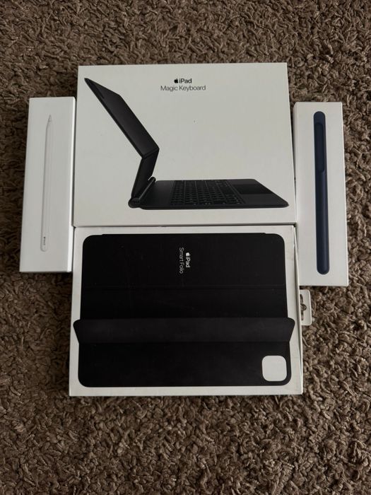 iPad Pro 3rd gen 11" M1 512GB + Magic Keyboard + Pencil 2 + Husa Folio