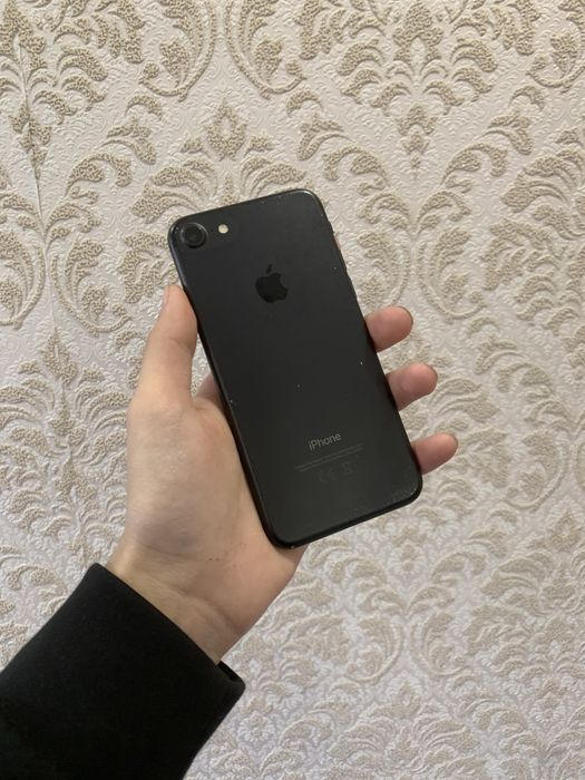 Прод. Iphone 7 / Айфон 7