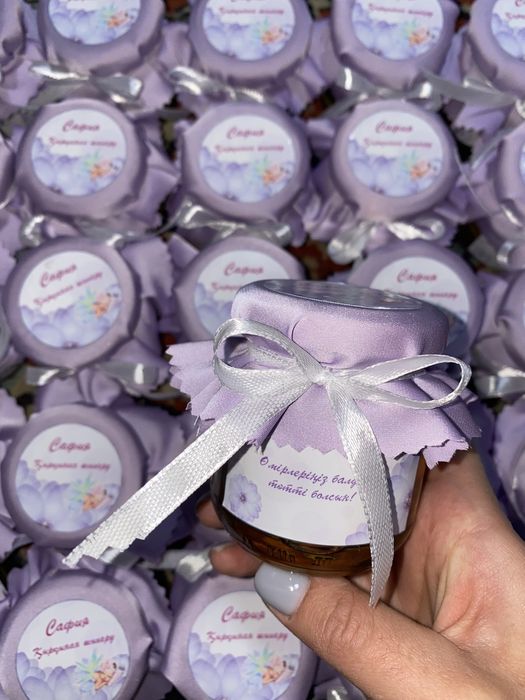 Бонбоньерки, тойбастар