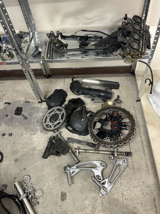 Kawasaki zx10 2006 части