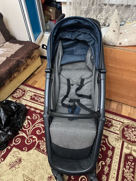 Коляска прогулочная Babyton темно-серый