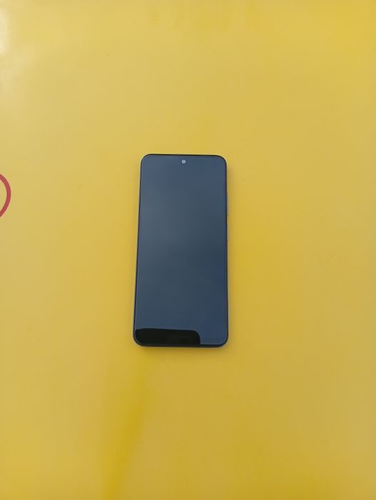 Телефон Xiaomi Redmi Note 11