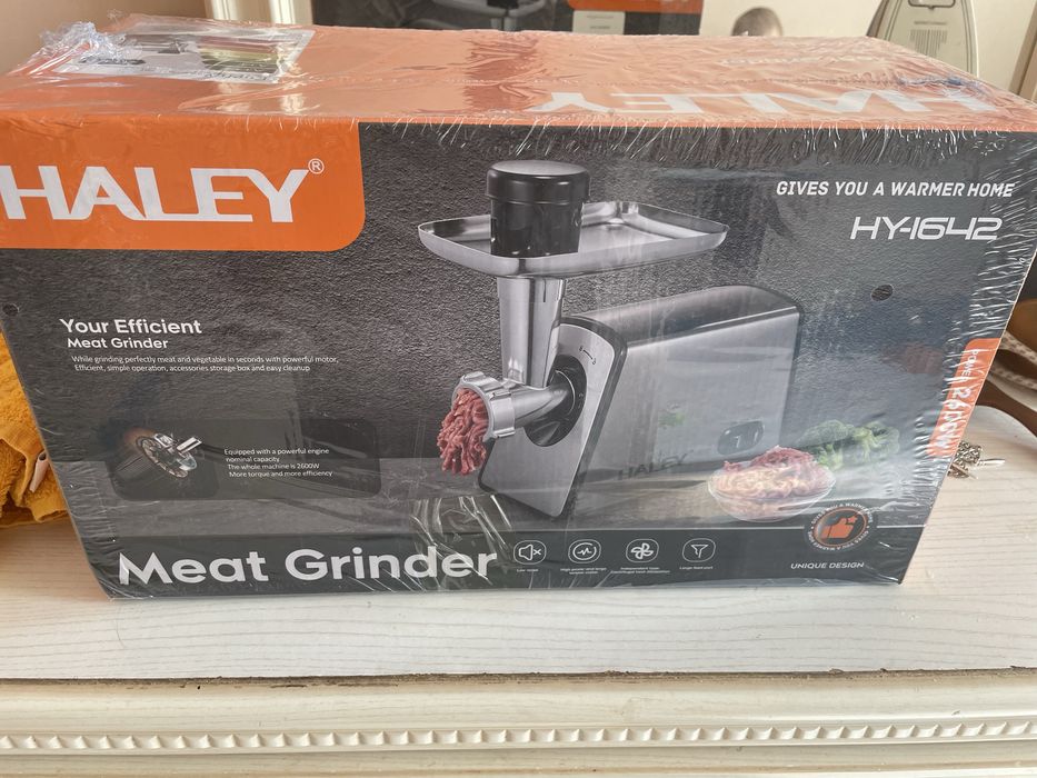 Продам мясорубку новая