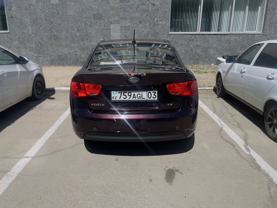 Продам KIA 2010 года