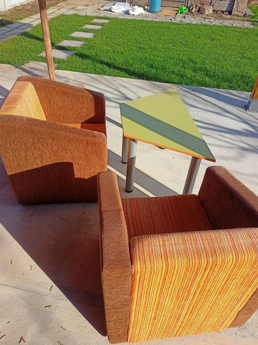 Детски маси и фотьойли