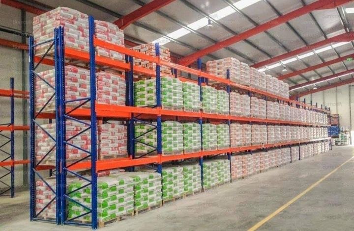 Rafturi metalice industriale