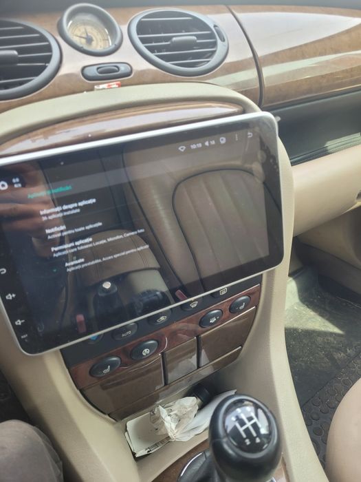 Vând sau schimb rover 75 modern cu o mașină automata