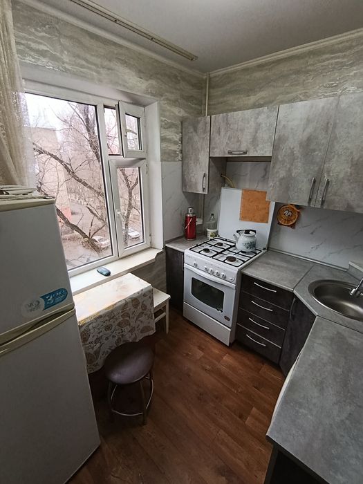 3хкомн кв 4 эт 11мкр не угл