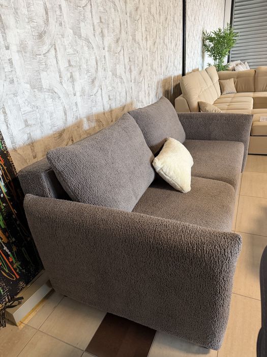 Canapea Extensibila material puffy ,culoarea gri inchis