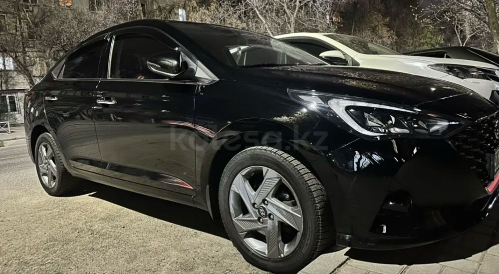 Продается Accent 2020г полная комплектация