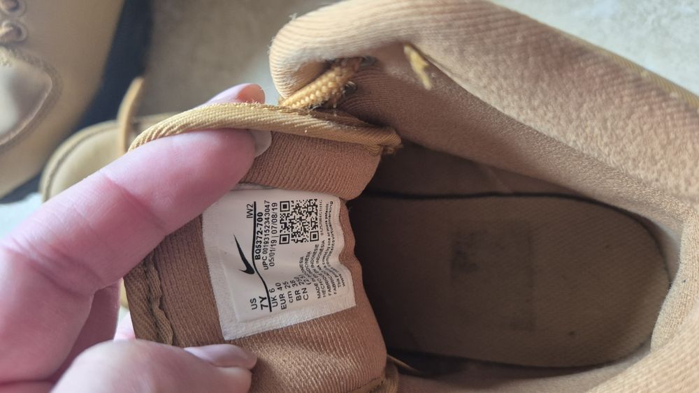 Зимни маратонки nike manoa